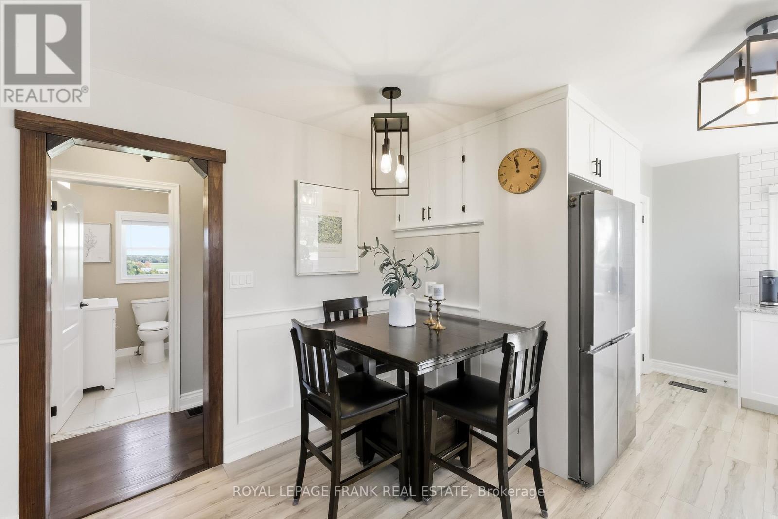 












18975 HWY 12

,
Scugog,




Ontario
L9P1R3

