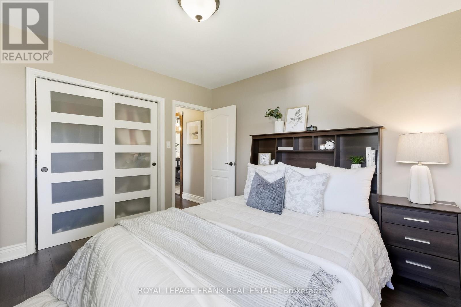 












18975 HWY 12

,
Scugog,




Ontario
L9P1R3


