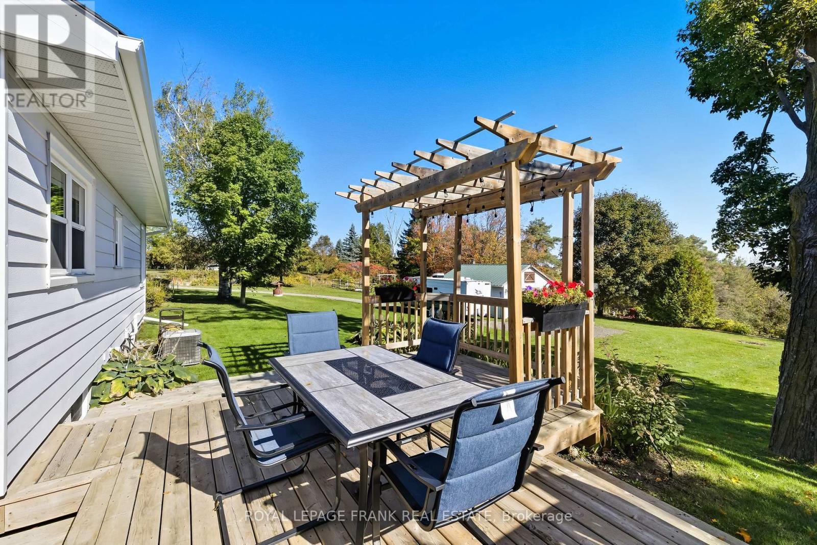 












18975 HWY 12

,
Scugog,




Ontario
L9P1R3

