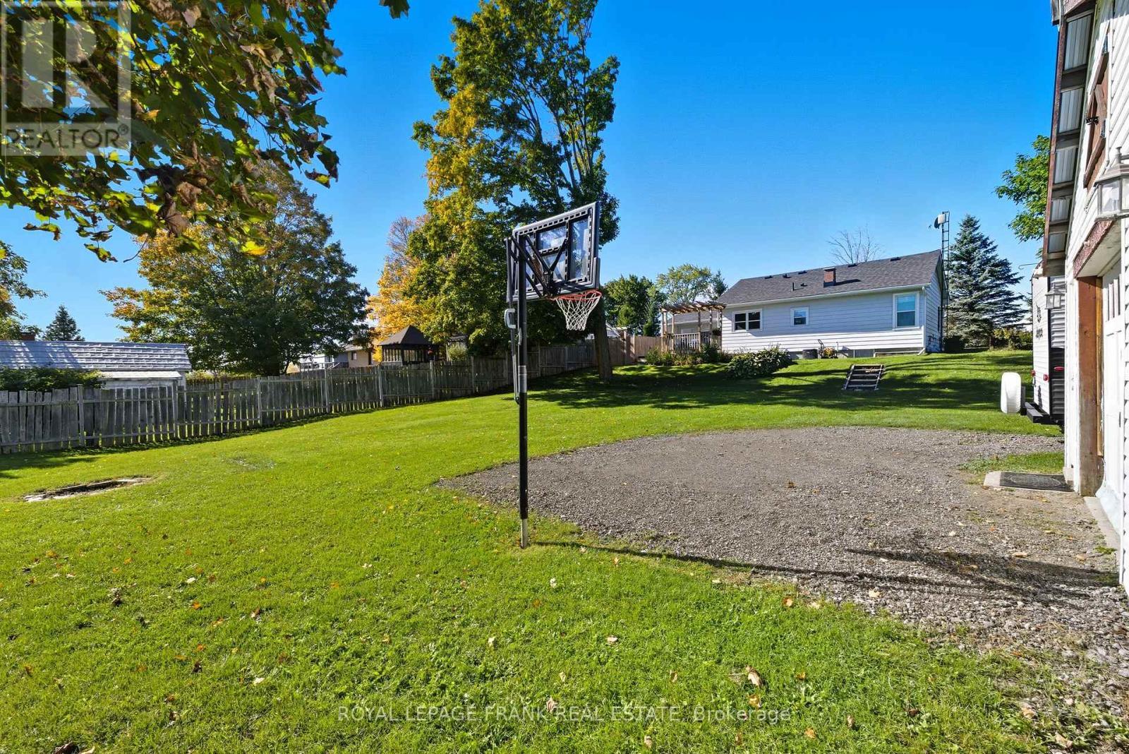 












18975 HWY 12

,
Scugog,




Ontario
L9P1R3

