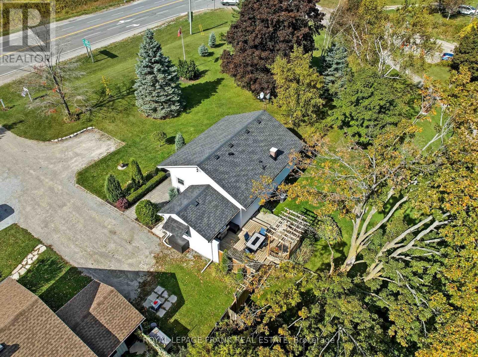 












18975 HWY 12

,
Scugog,




Ontario
L9P1R3

