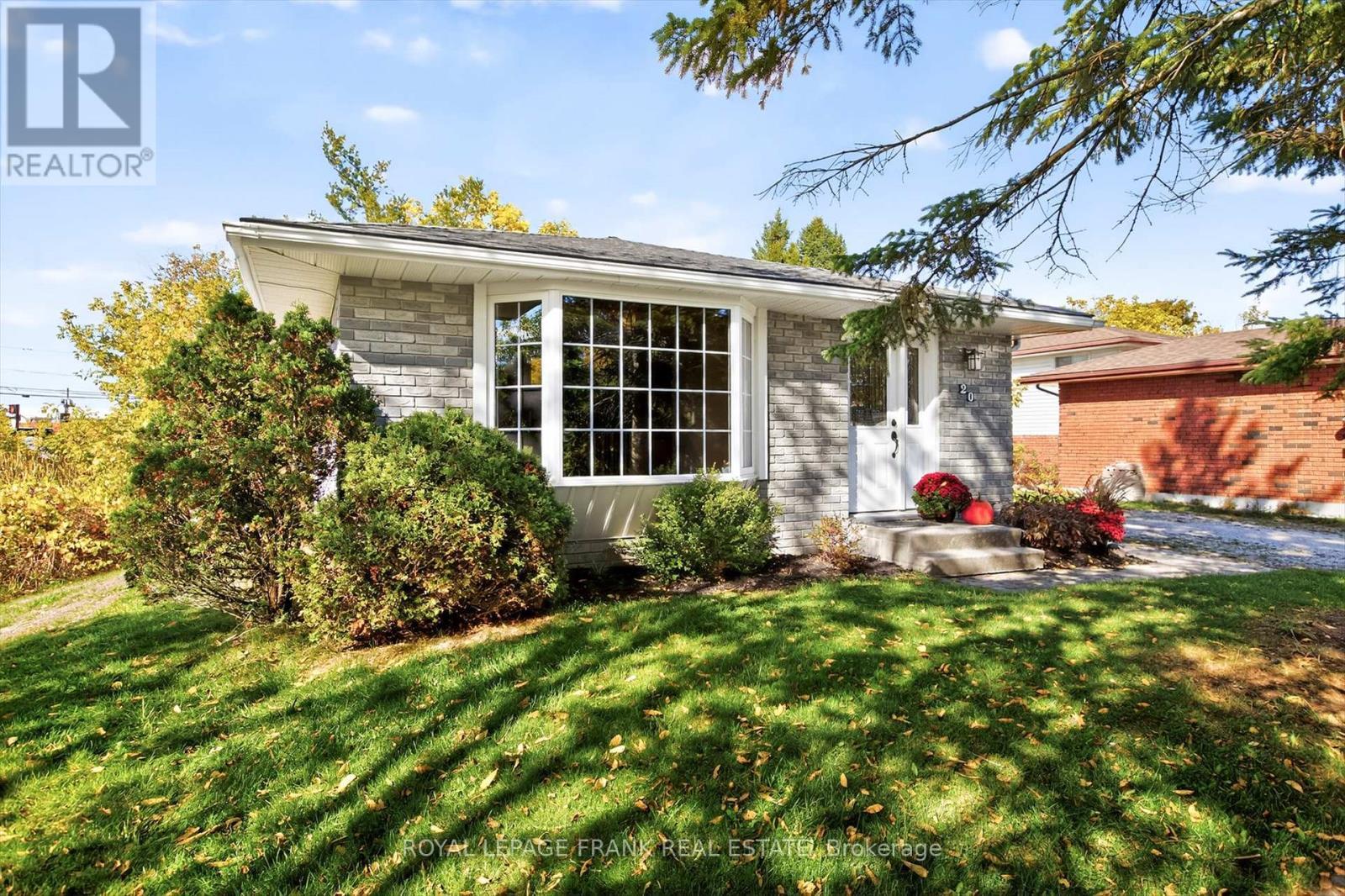 












20 COLBOURNE ST STREET

,
Selwyn,




Ontario
K0L2H0

