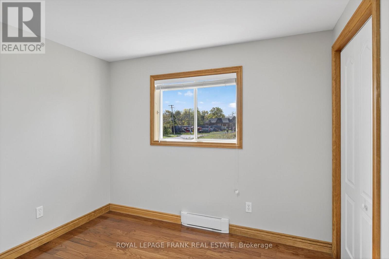 












20 COLBOURNE ST STREET

,
Selwyn,




Ontario
K0L2H0

