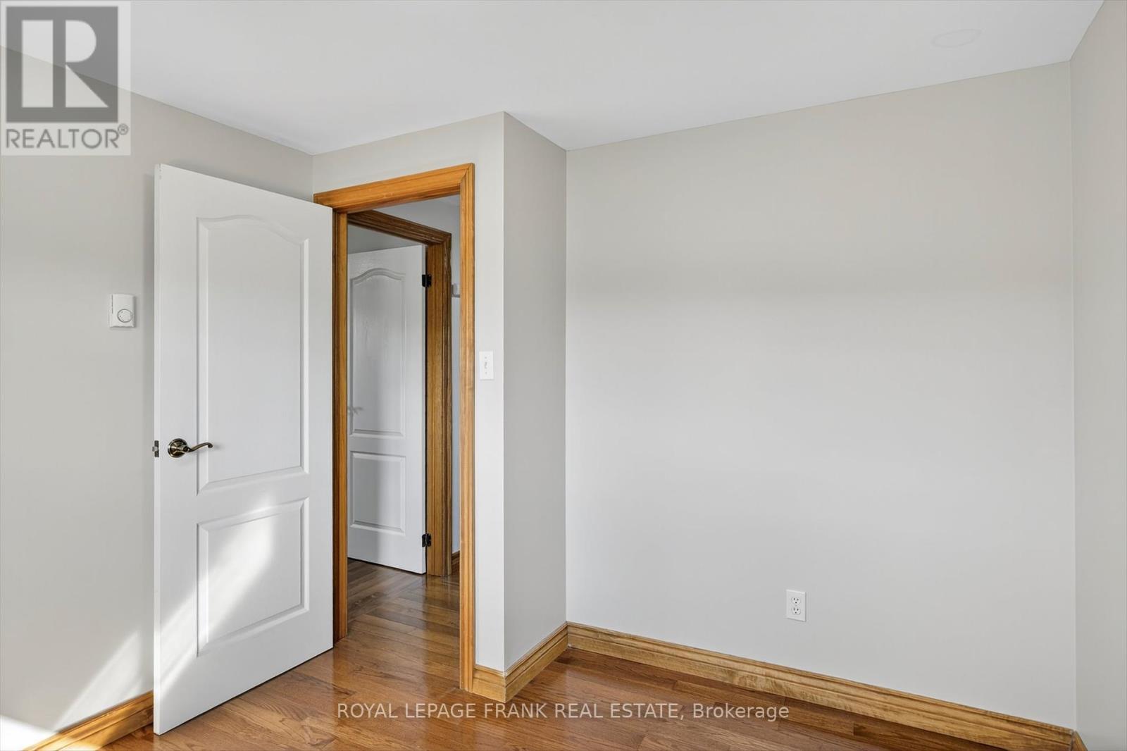 












20 COLBOURNE ST STREET

,
Selwyn,




Ontario
K0L2H0

