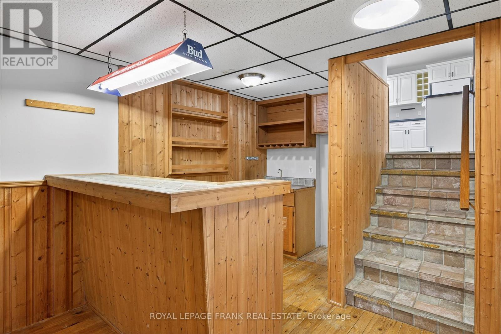 












20 COLBOURNE ST STREET

,
Selwyn,




Ontario
K0L2H0

