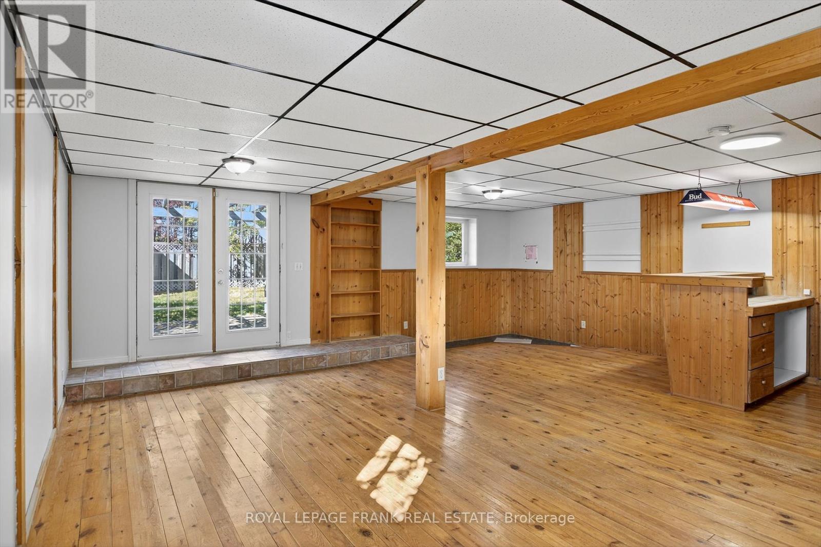 












20 COLBOURNE ST STREET

,
Selwyn,




Ontario
K0L2H0

