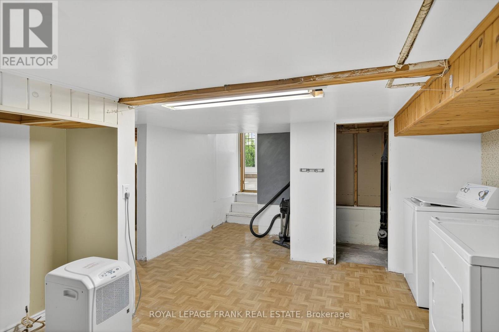 












20 COLBOURNE ST STREET

,
Selwyn,




Ontario
K0L2H0

