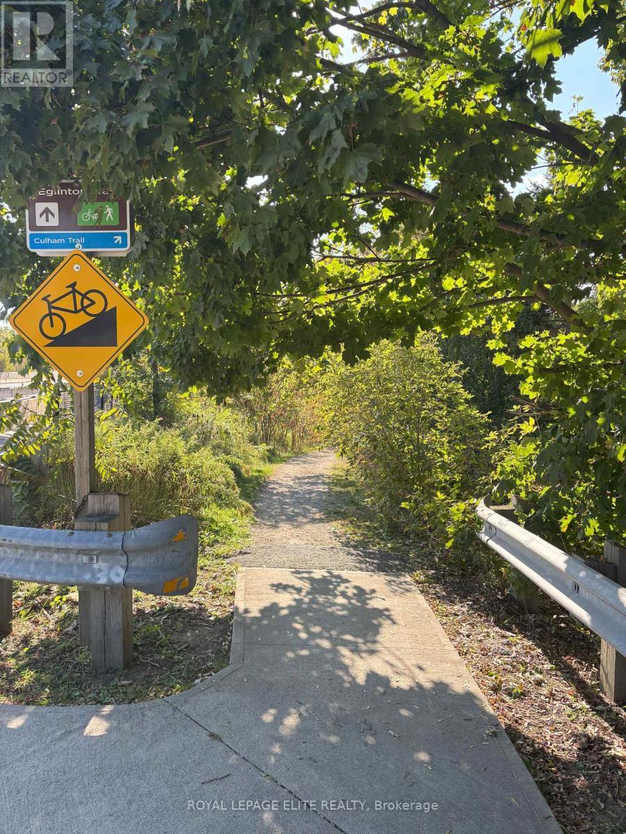 












1631 EGLINTON AVENUE W

,
Mississauga,




Ontario
L5M7C1

