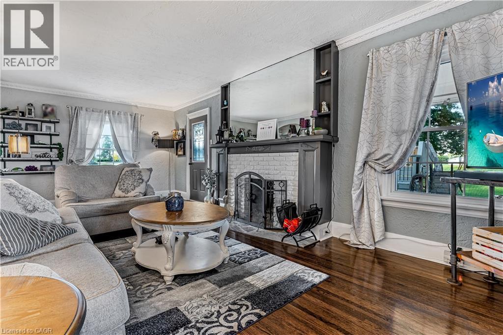 












4591 TWENTY FIRST Street

,
Lincoln,




Ontario
L0R2E0

