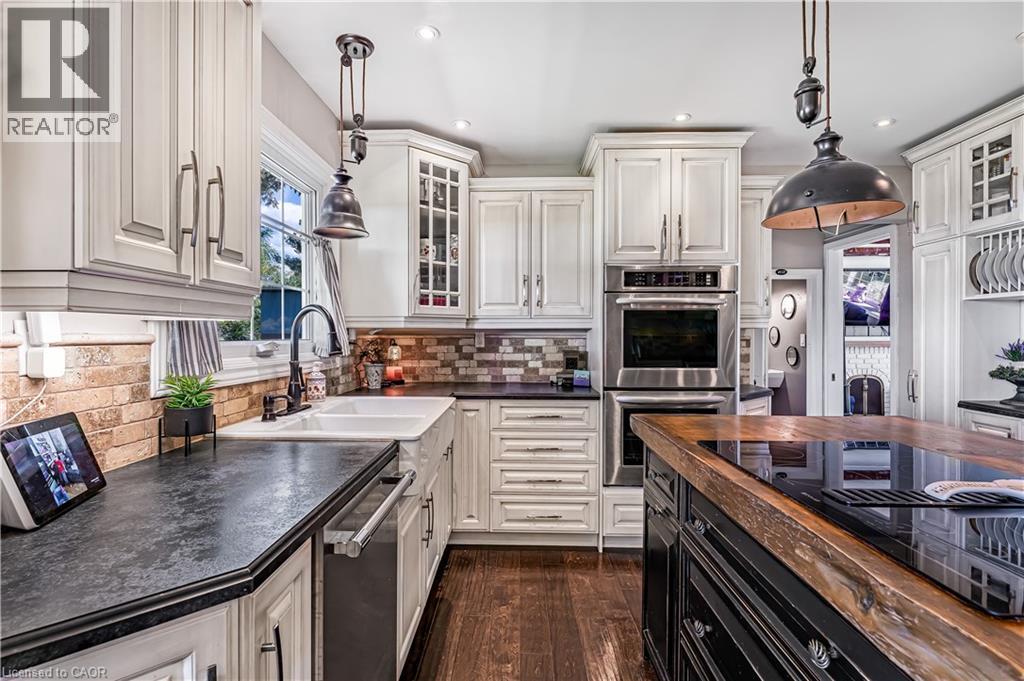 












4591 TWENTY FIRST Street

,
Lincoln,




Ontario
L0R2E0

