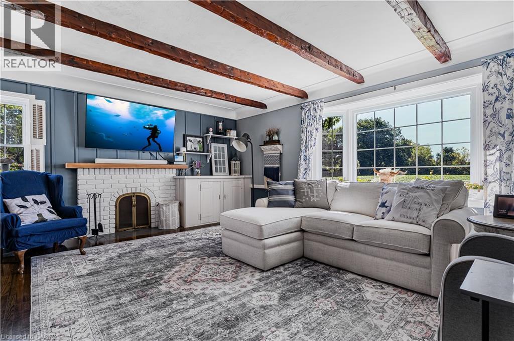 












4591 TWENTY FIRST Street

,
Lincoln,




Ontario
L0R2E0

