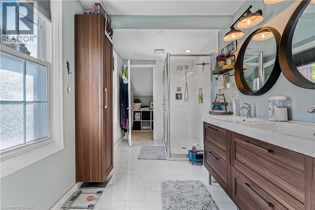 












4591 TWENTY FIRST Street

,
Lincoln,




Ontario
L0R2E0

