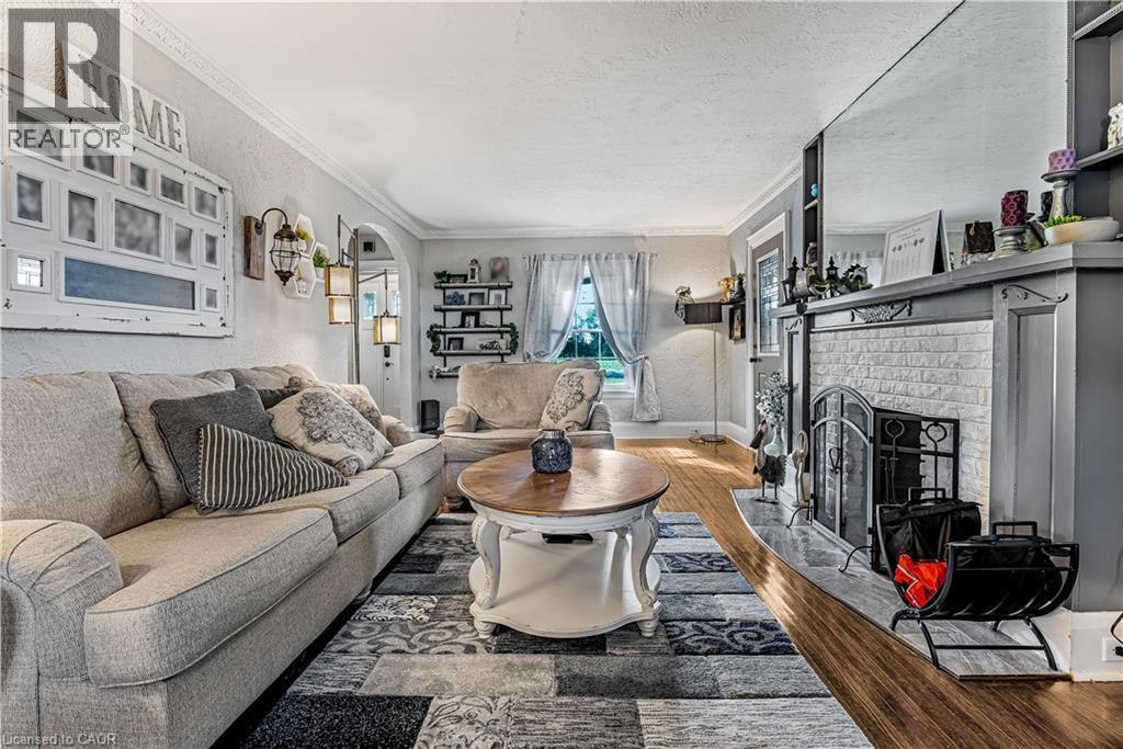 












4591 TWENTY FIRST Street

,
Lincoln,




Ontario
L0R2E0

