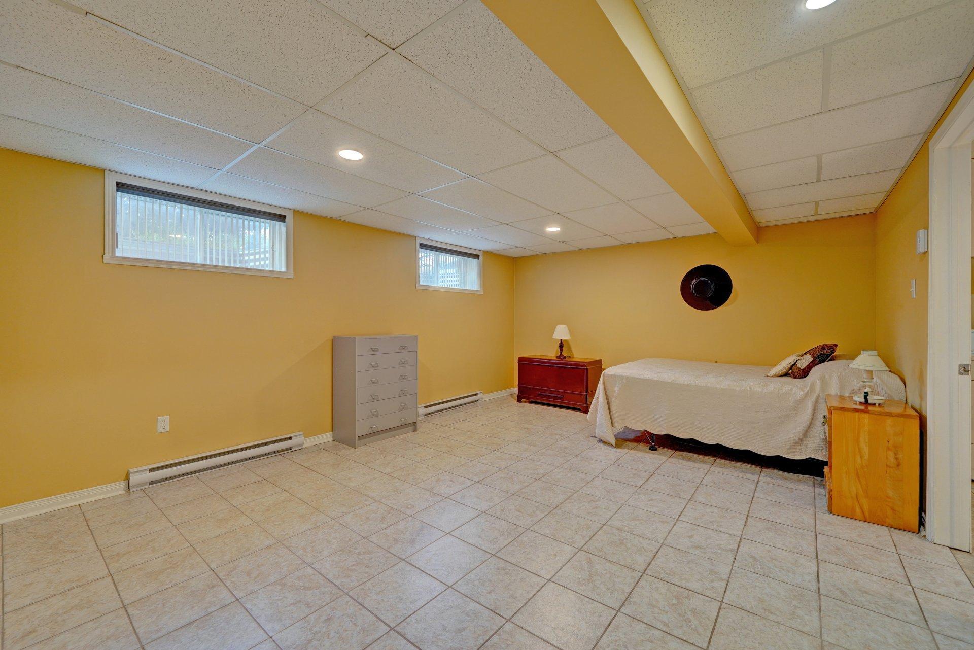 









155


Rue Vanier

,
Sorel-Tracy,




QC
J3R2T8

