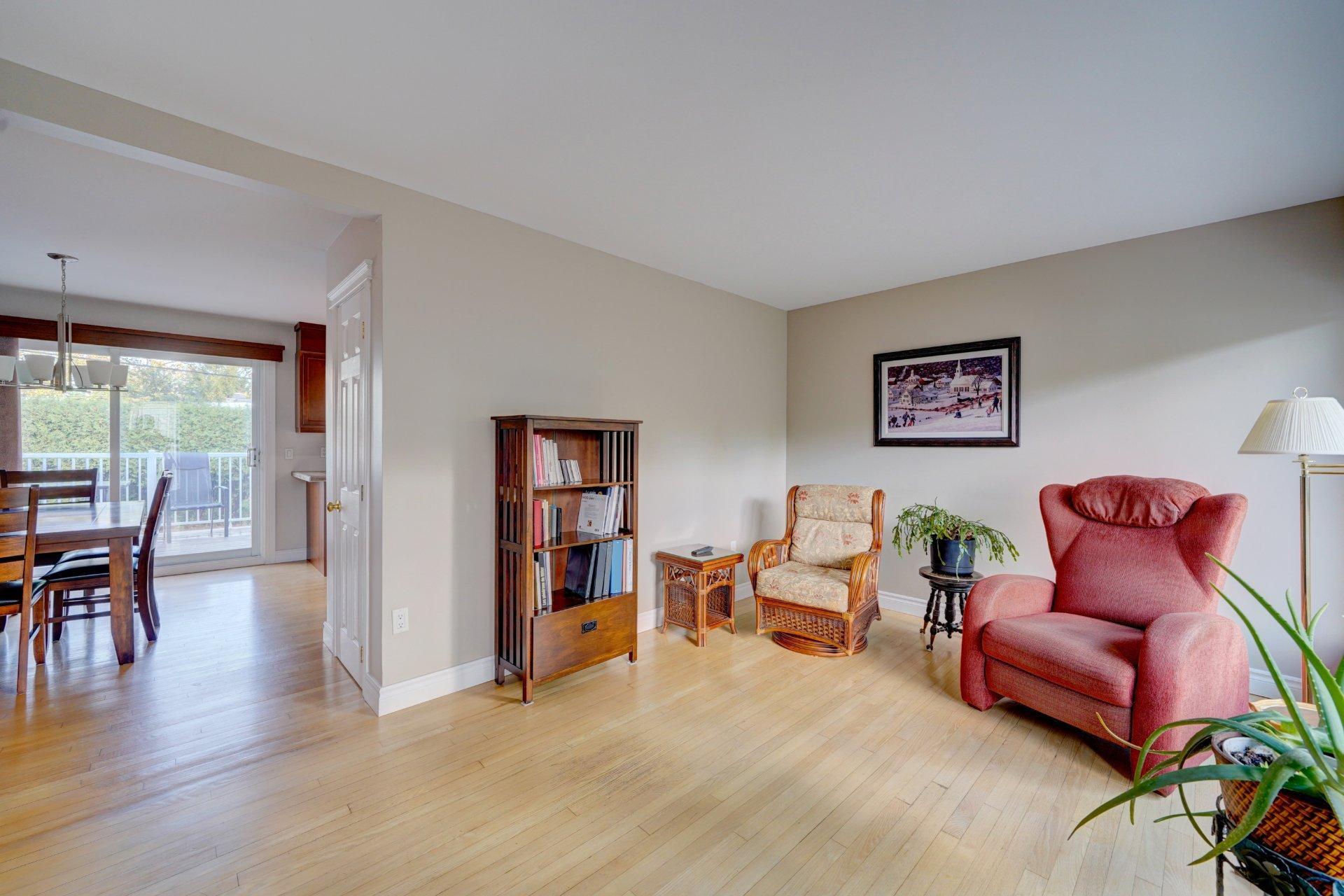 









155


Rue Vanier

,
Sorel-Tracy,




QC
J3R2T8

