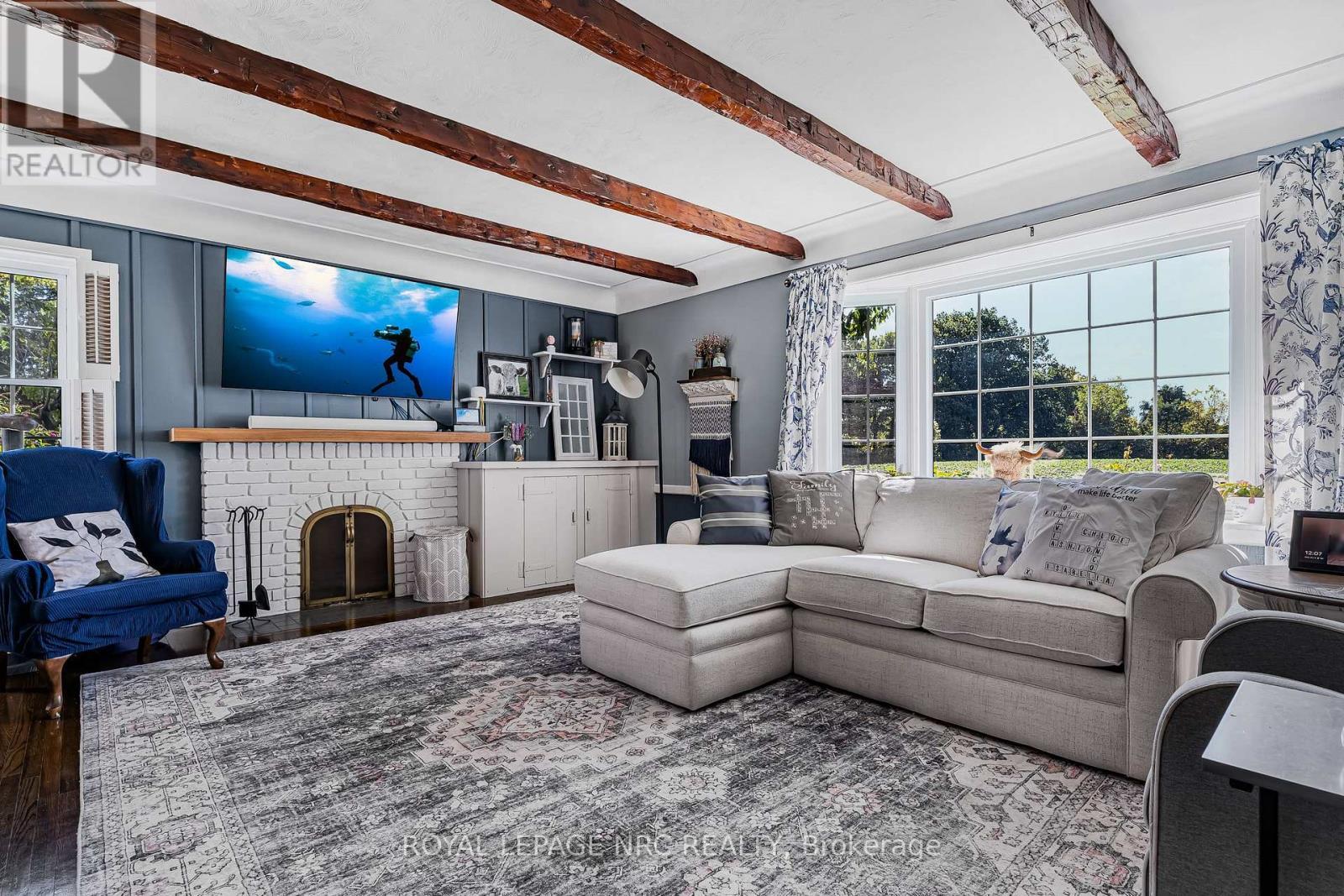 












4591 TWENTY FIRST STREET

,
Lincoln,




Ontario
L0R2E0

