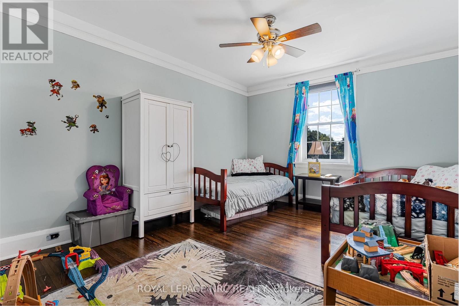 












4591 TWENTY FIRST STREET

,
Lincoln,




Ontario
L0R2E0

