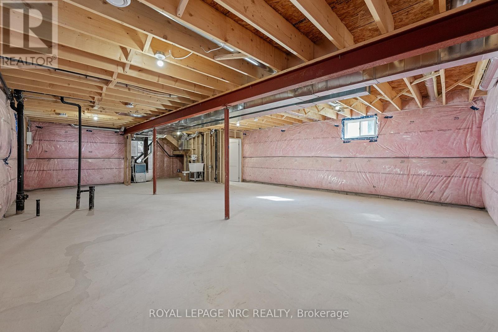 












281 ELMWOOD AVENUE

,
Fort Erie (Crystal Beach),




Ontario
L0S1B0

