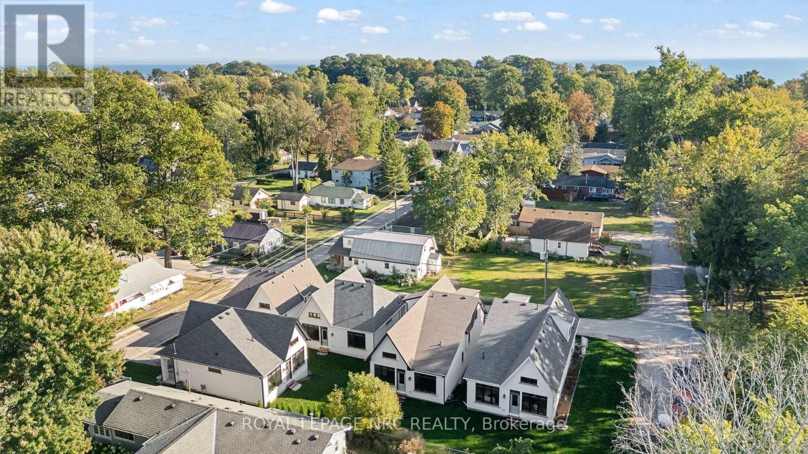 












281 ELMWOOD AVENUE

,
Fort Erie (Crystal Beach),




Ontario
L0S1B0

