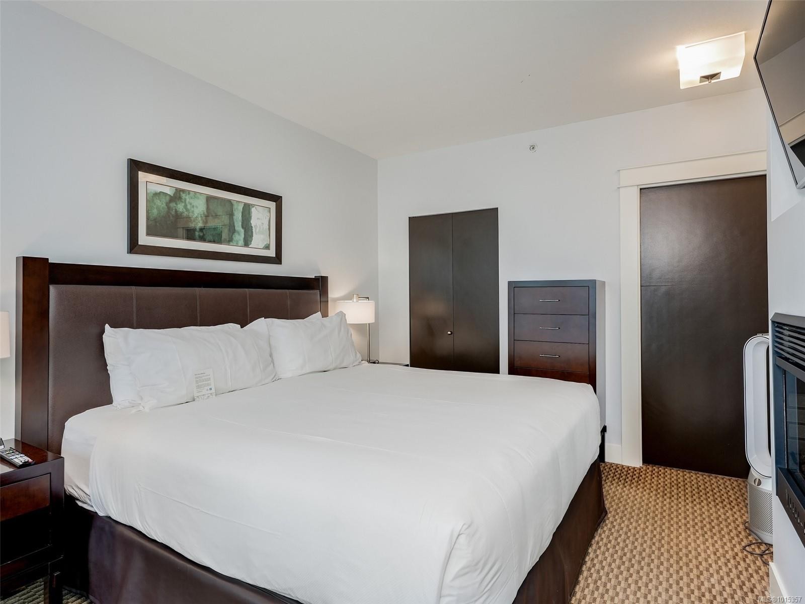 









810


Humboldt

St, A604,
Victoria,




BC
V8V 5B1

