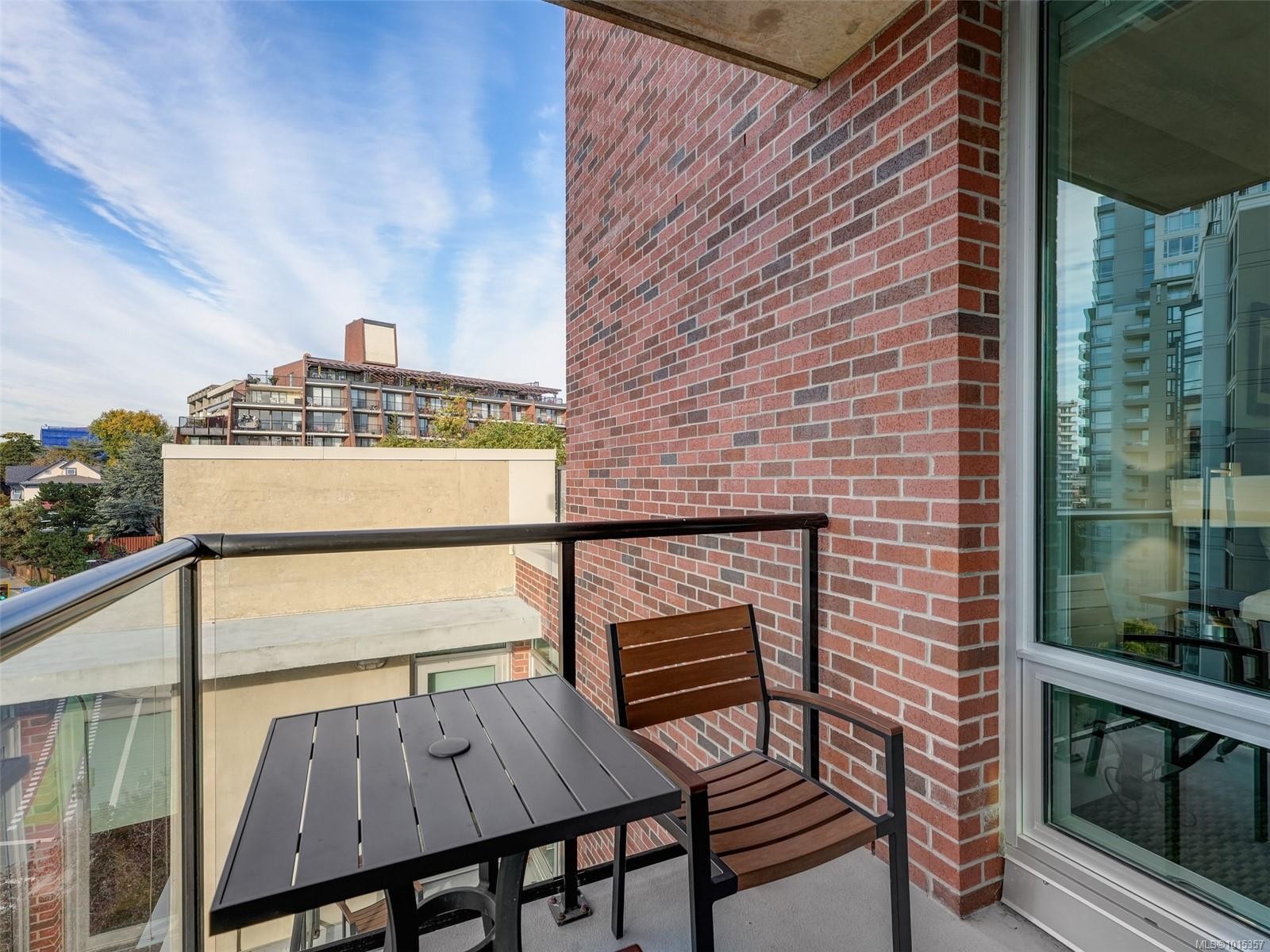 









810


Humboldt

St, A604,
Victoria,




BC
V8V 5B1

