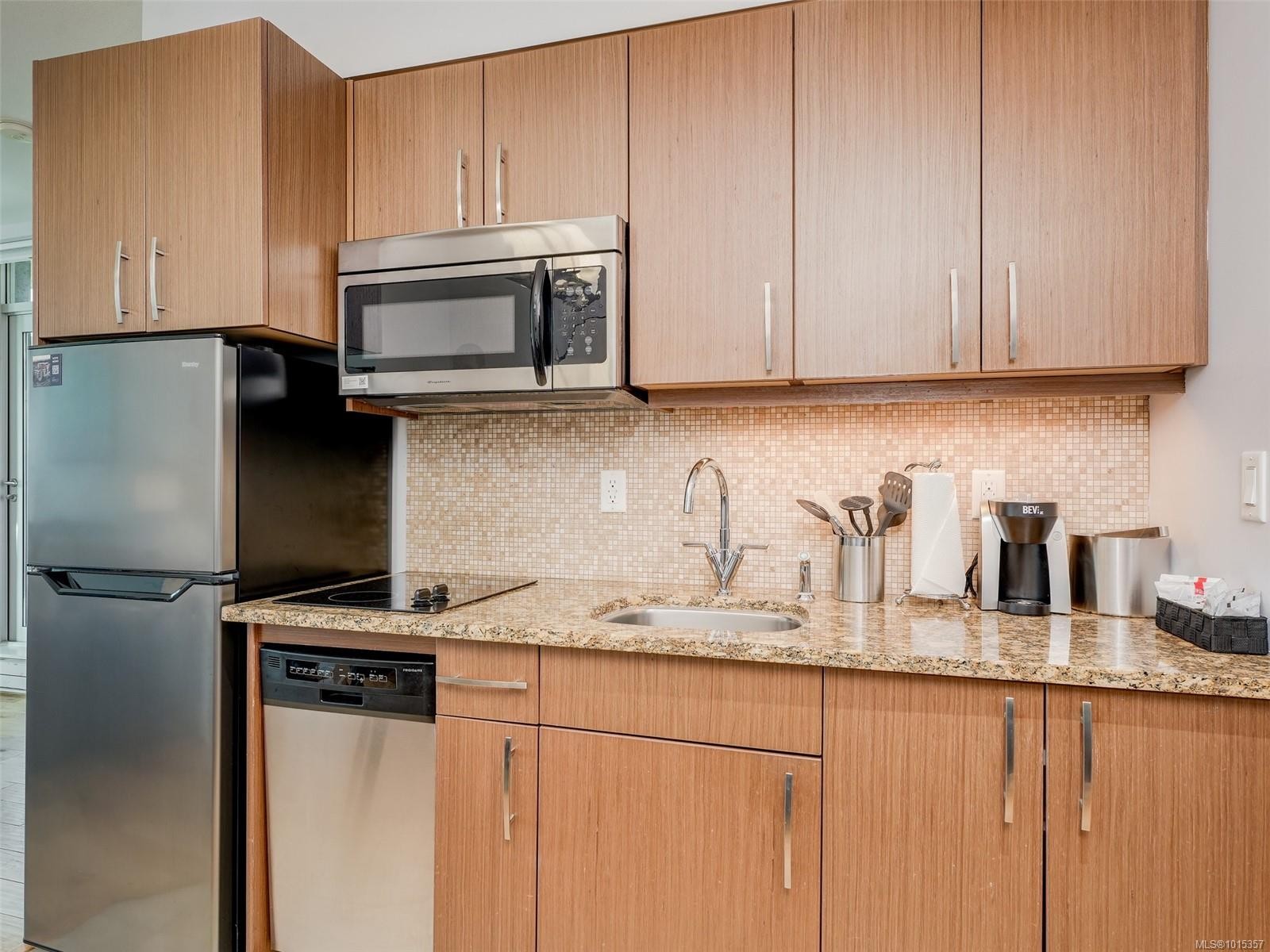 









810


Humboldt

St, A604,
Victoria,




BC
V8V 5B1

