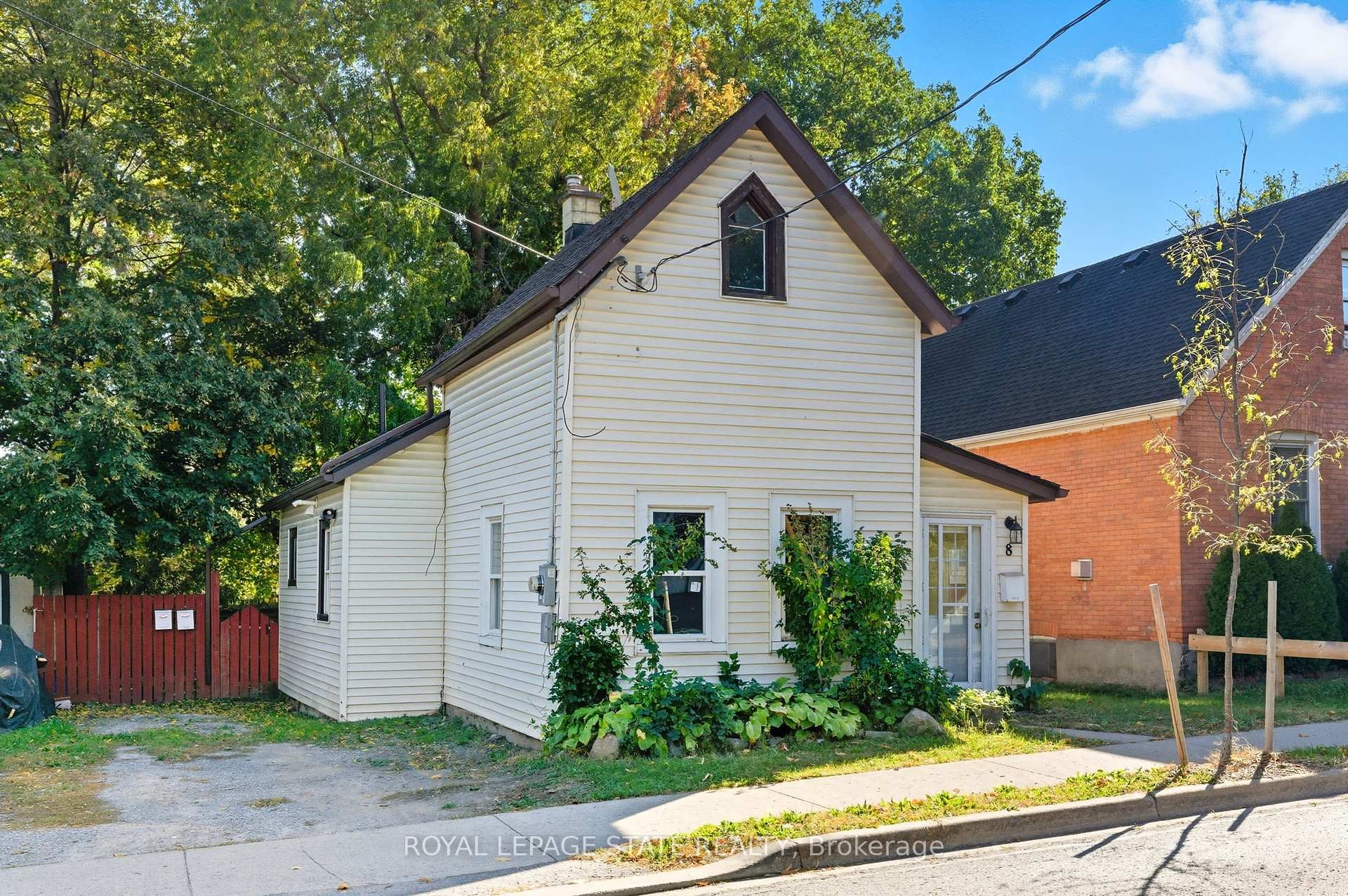 









8


Tasker

Street,
St. Catharines,




ON
L2R 3Z8

