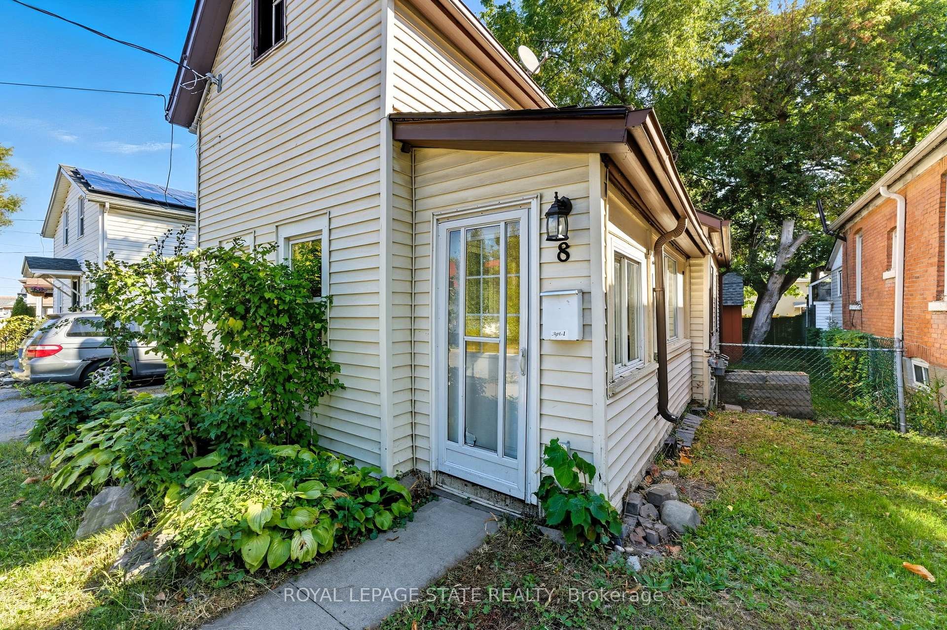









8


Tasker

Street,
St. Catharines,




ON
L2R 3Z8


