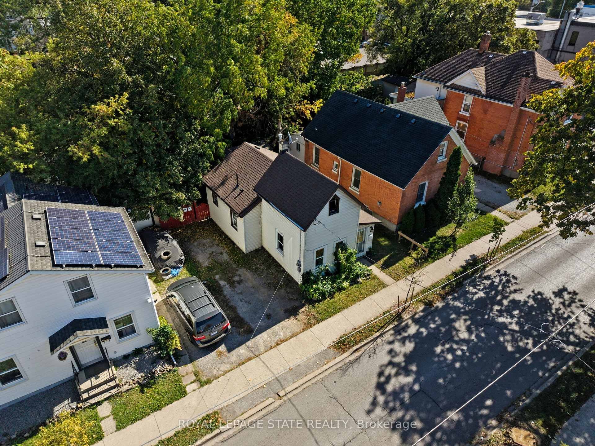 









8


Tasker

Street,
St. Catharines,




ON
L2R 3Z8

