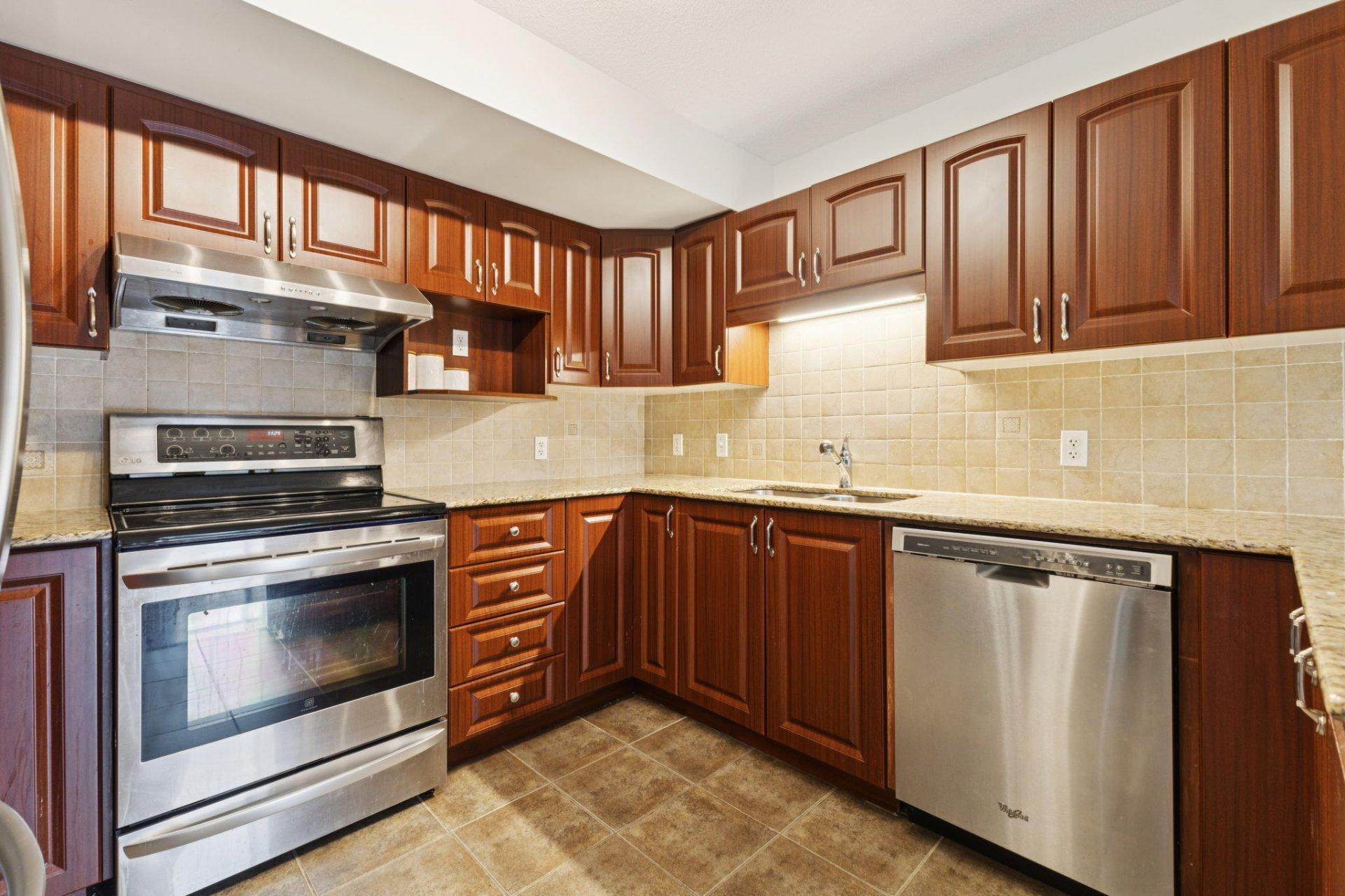 









97


Rue Ernest-Gaboury

, 101,
Gatineau (Gatineau),




QC
J8V0G2

