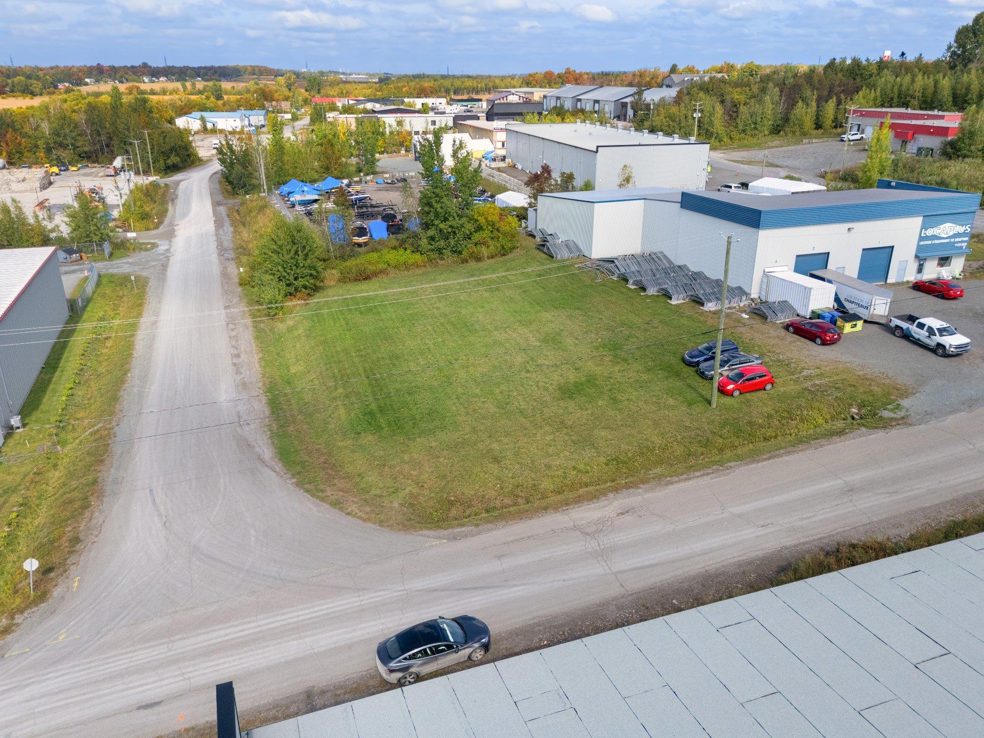 









203


Rue des Alouettes

,
Saint-Alphonse-de-Granby,







QC
J0E2A0

