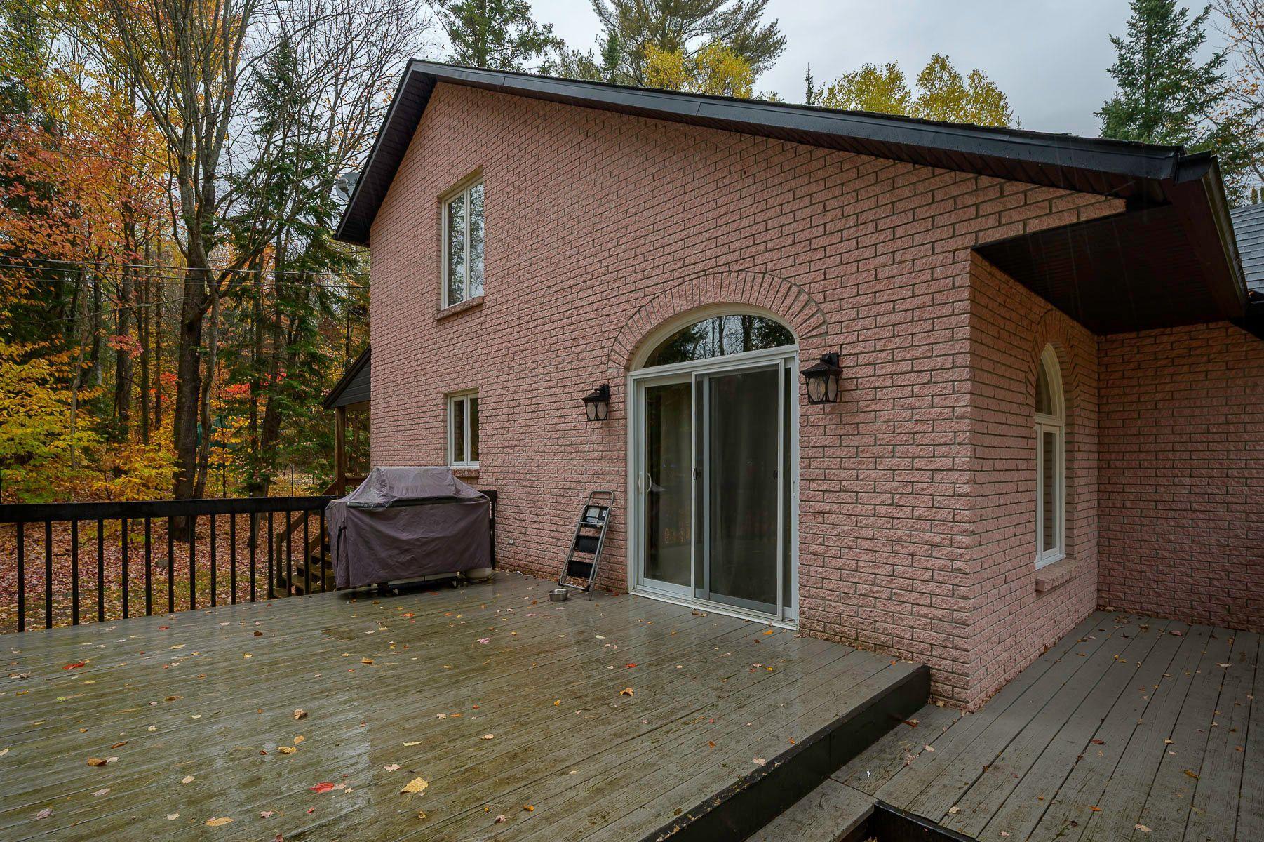 









870A


Rue de l'Olympiade

,
Sainte-Adèle,




QC
J8B2T9

