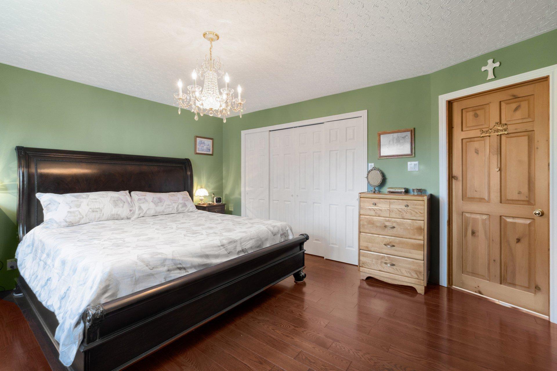 









125


Rue des Peupliers

,
Stratford,




QC
G0Y1P0

