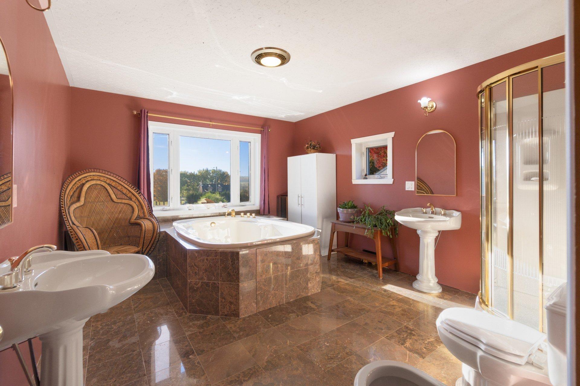 









125


Rue des Peupliers

,
Stratford,




QC
G0Y1P0

