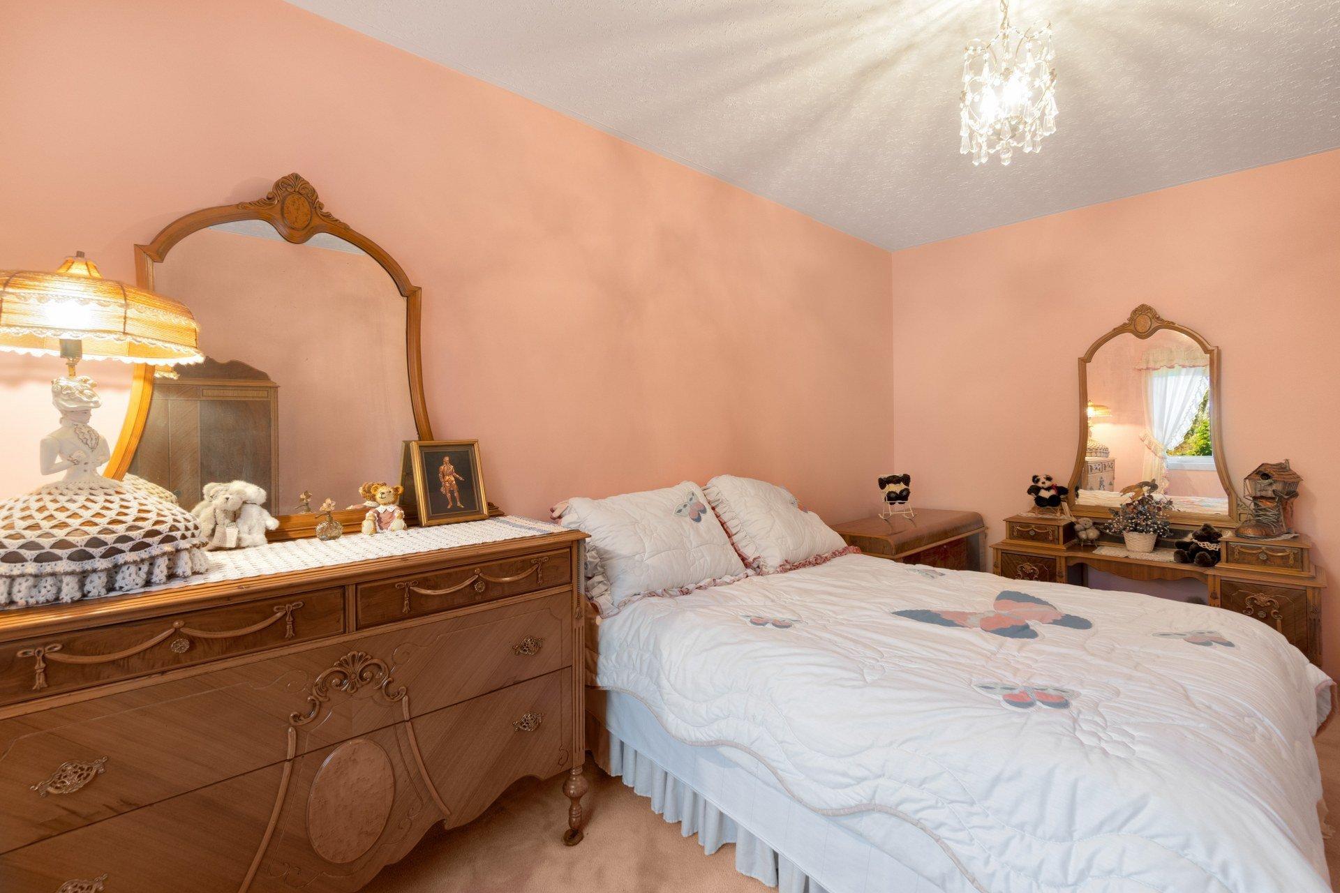 









125


Rue des Peupliers

,
Stratford,




QC
G0Y1P0

