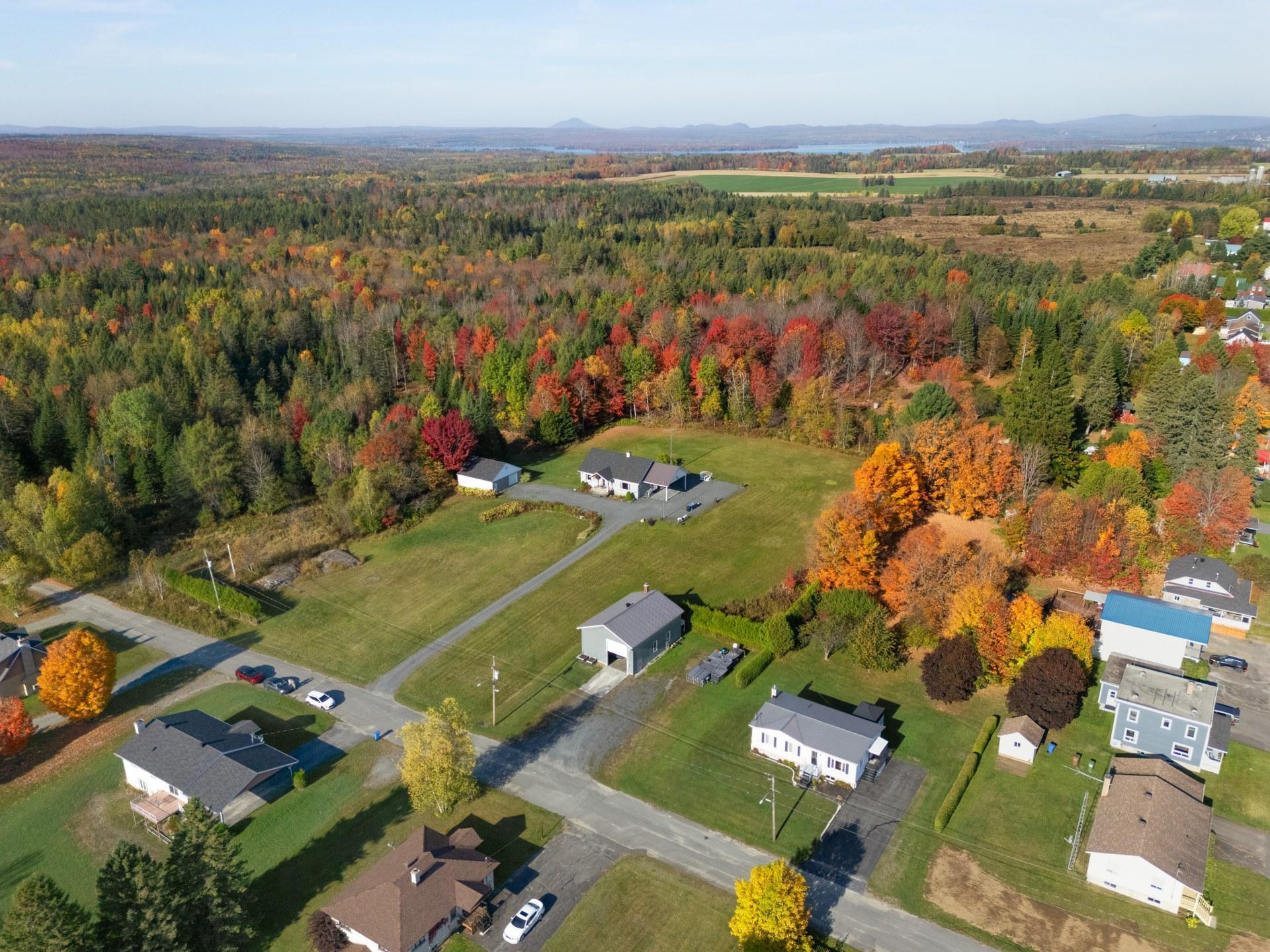 









125


Rue des Peupliers

,
Stratford,




QC
G0Y1P0

