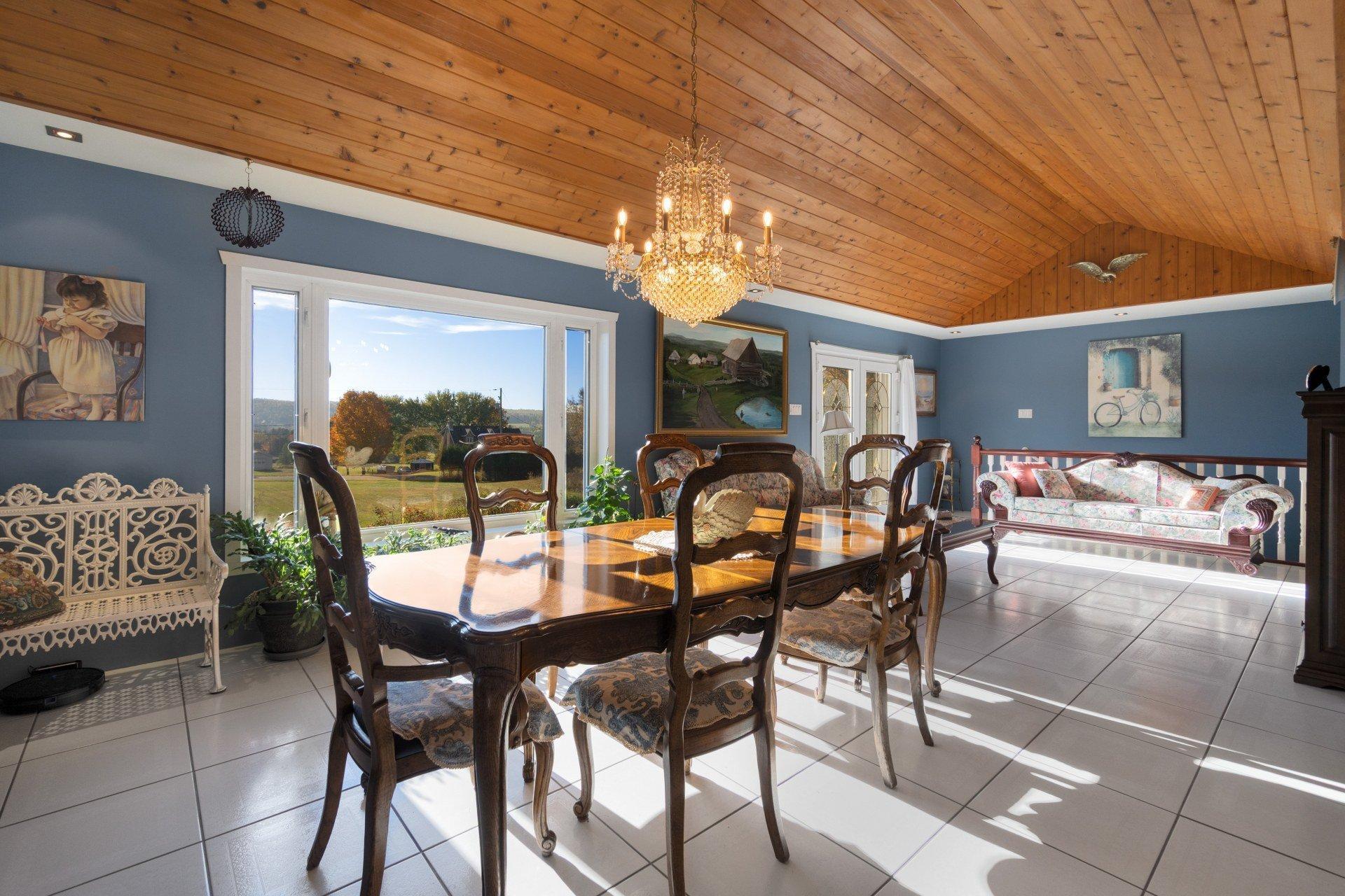 









125


Rue des Peupliers

,
Stratford,




QC
G0Y1P0

