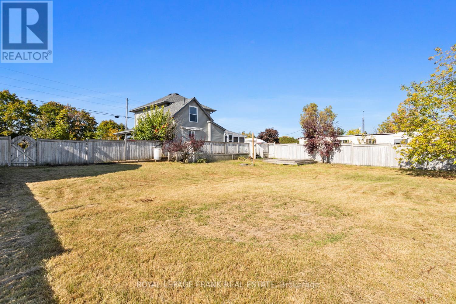 












15880 62 HIGHWAY

,
Madoc,




Ontario
K0K1Y0

