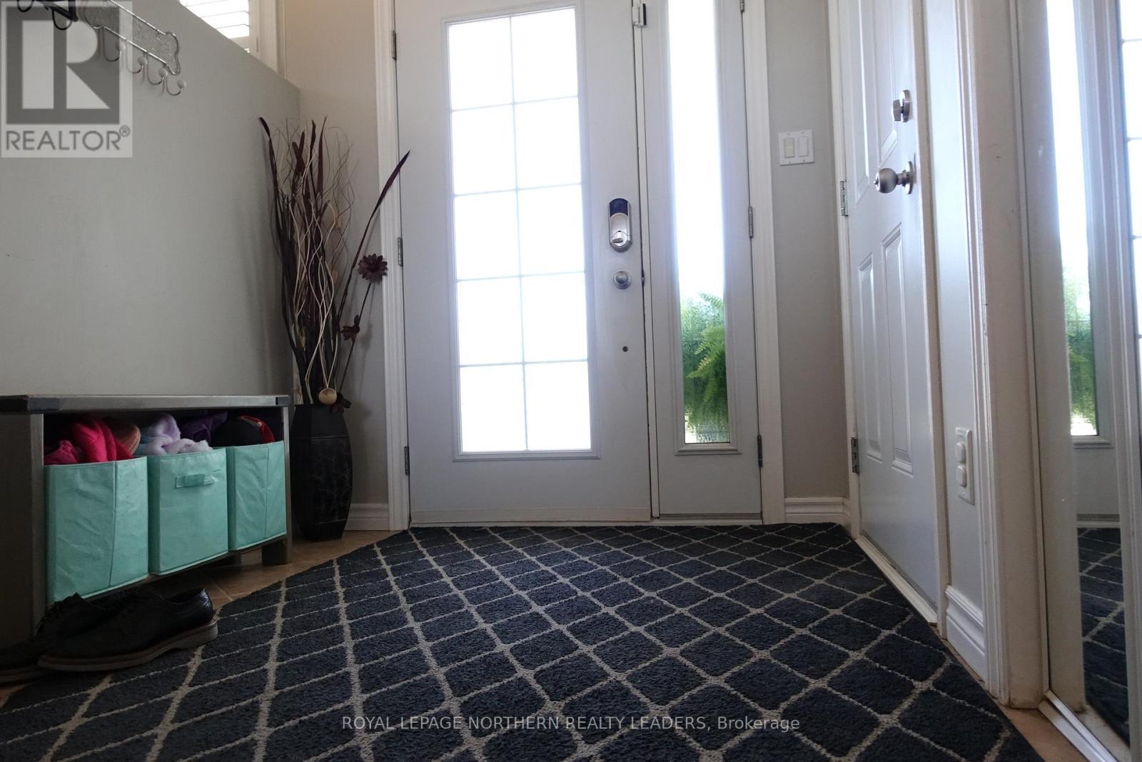 












50 MAJESTIC DRIVE

,
Timmins (MTJ - Beaurivage),




Ontario
P4R1N6

