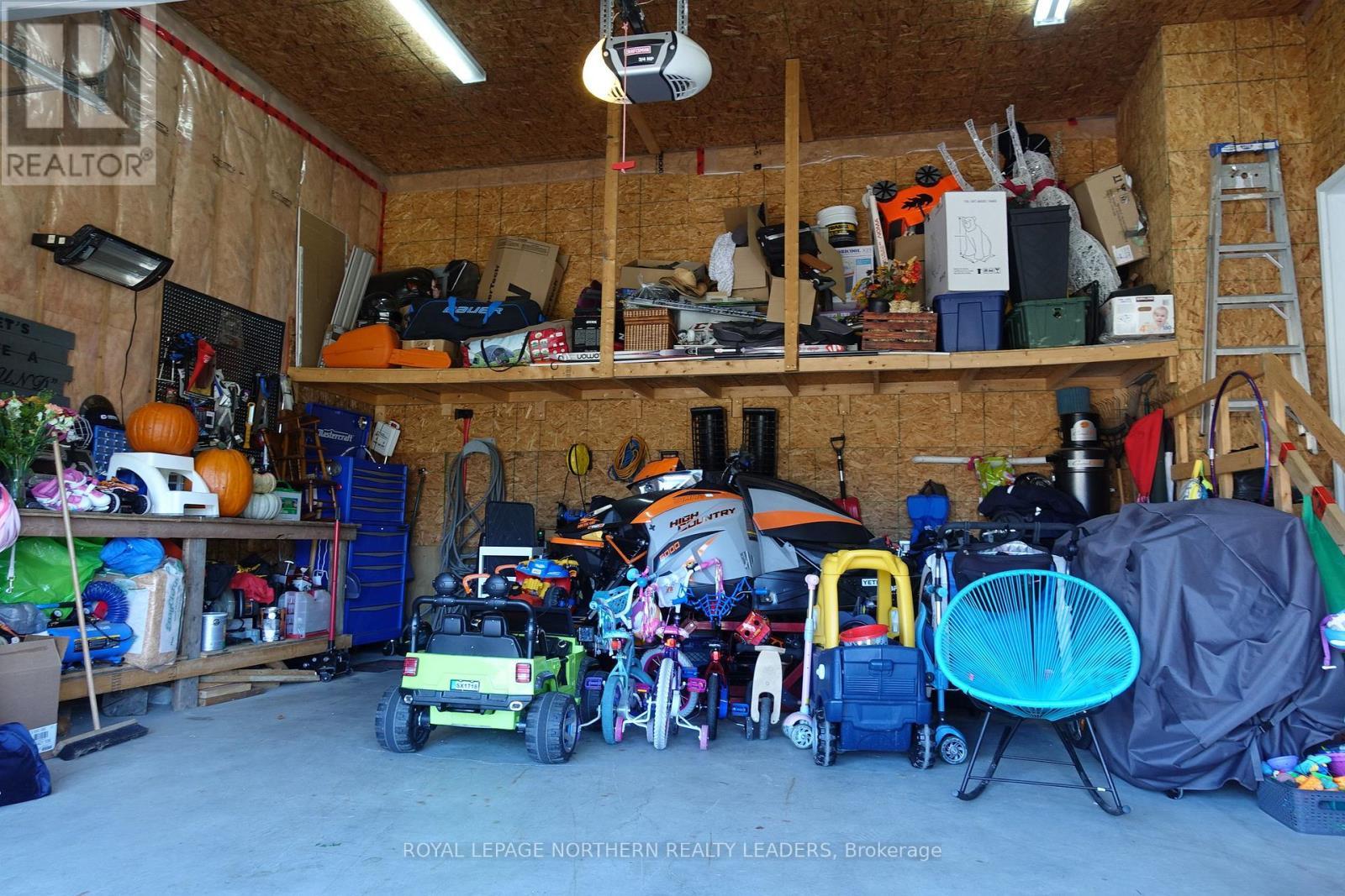 












50 MAJESTIC DRIVE

,
Timmins (MTJ - Beaurivage),




Ontario
P4R1N6

