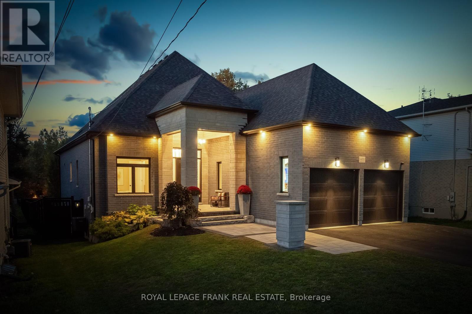 












1430 NASH ROAD

,
Clarington (Courtice),




Ontario
L1E2K1

