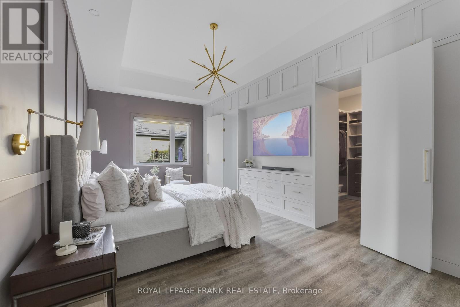 












1430 NASH ROAD

,
Clarington (Courtice),




Ontario
L1E2K1

