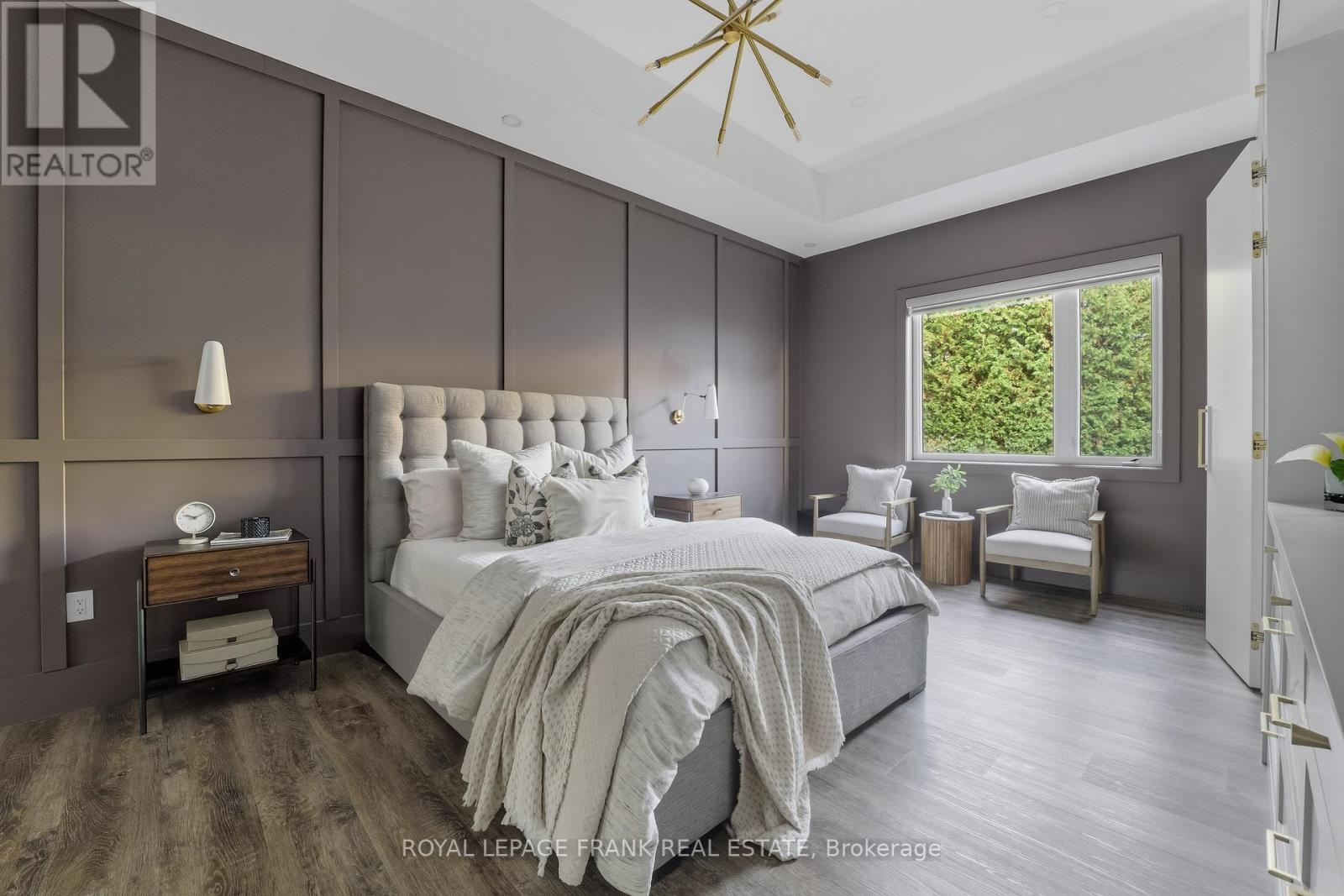 












1430 NASH ROAD

,
Clarington (Courtice),




Ontario
L1E2K1

