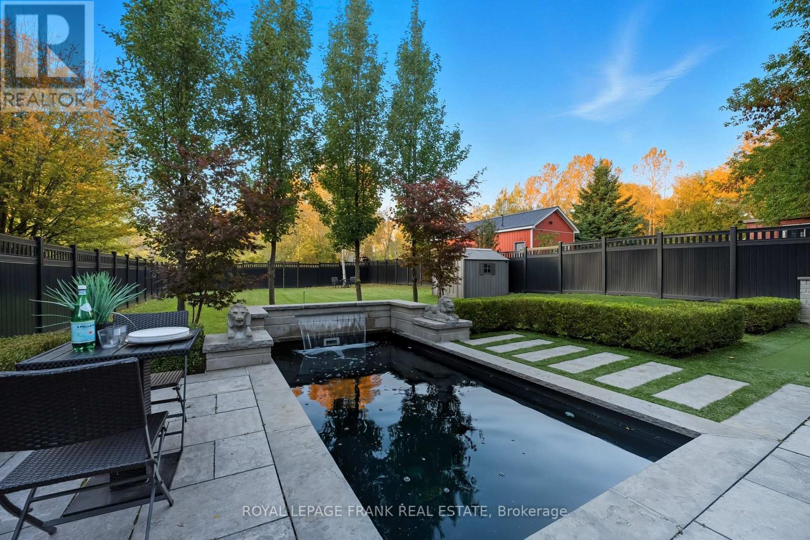 












1430 NASH ROAD

,
Clarington (Courtice),




Ontario
L1E2K1

