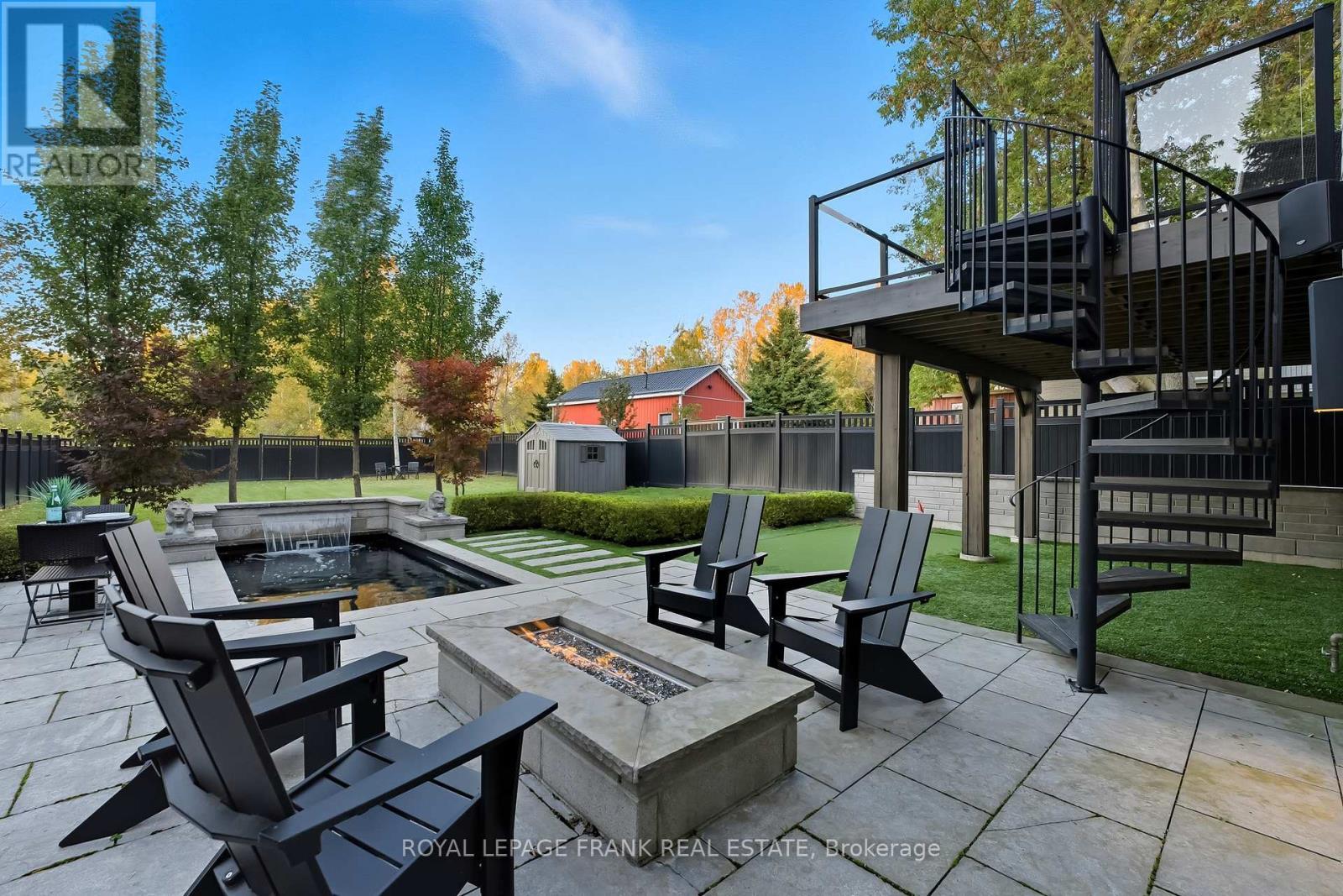 












1430 NASH ROAD

,
Clarington (Courtice),




Ontario
L1E2K1

