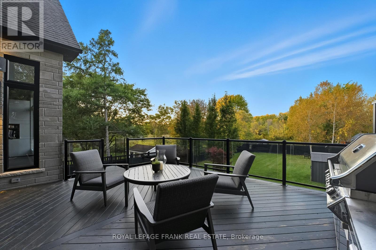 












1430 NASH ROAD

,
Clarington (Courtice),




Ontario
L1E2K1

