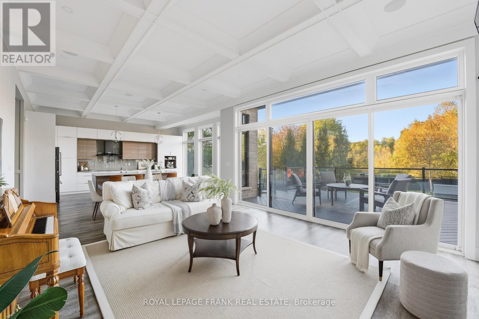 












1430 NASH ROAD

,
Clarington (Courtice),




Ontario
L1E2K1

