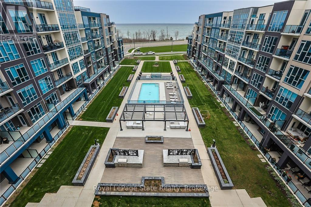 












214 - 16 CONCORD PLACE

,
Grimsby (Grimsby Beach),




Ontario
L3M0J1

