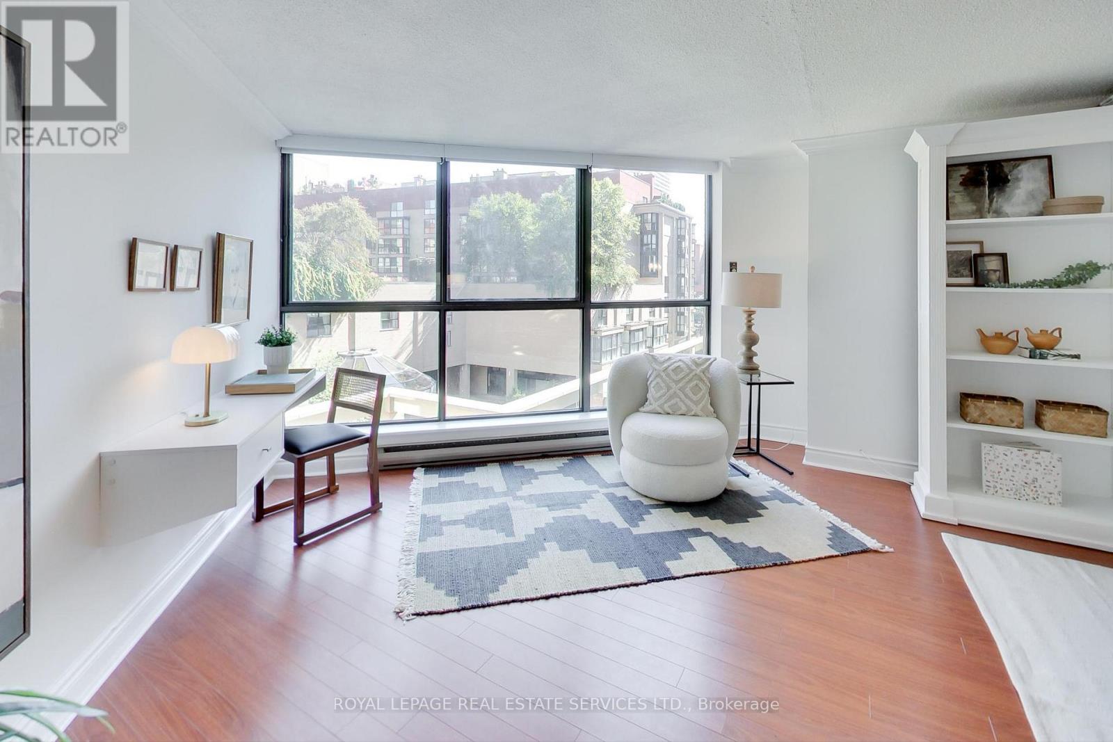 












415 - 35 CHURCH STREET

,
Toronto,




Ontario
M5E1T3

