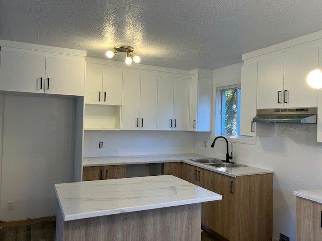









743


Rue Périard

,
Gatineau (Buckingham),




QC
J8L3T8

